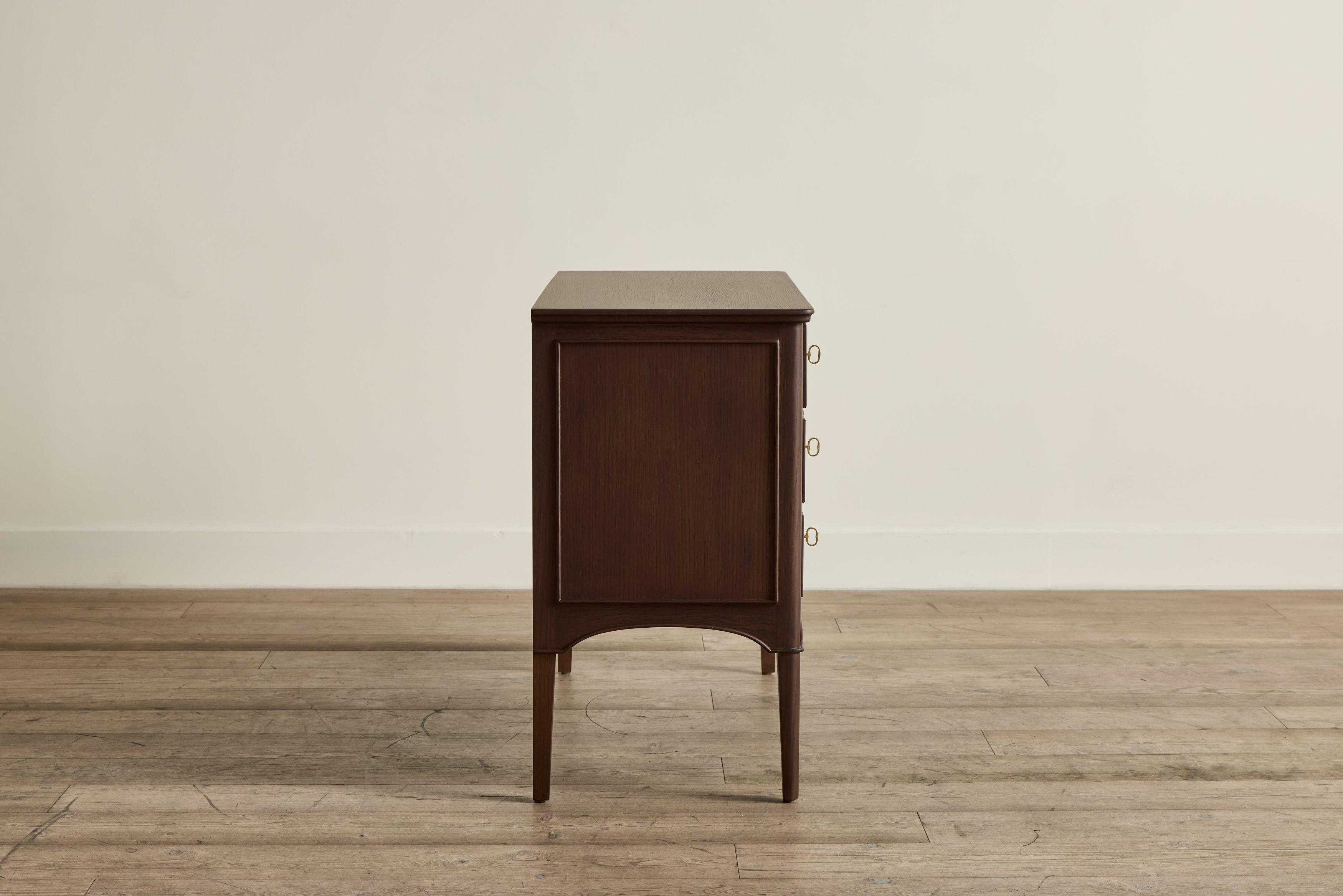 Heirloom Dresser, 42"