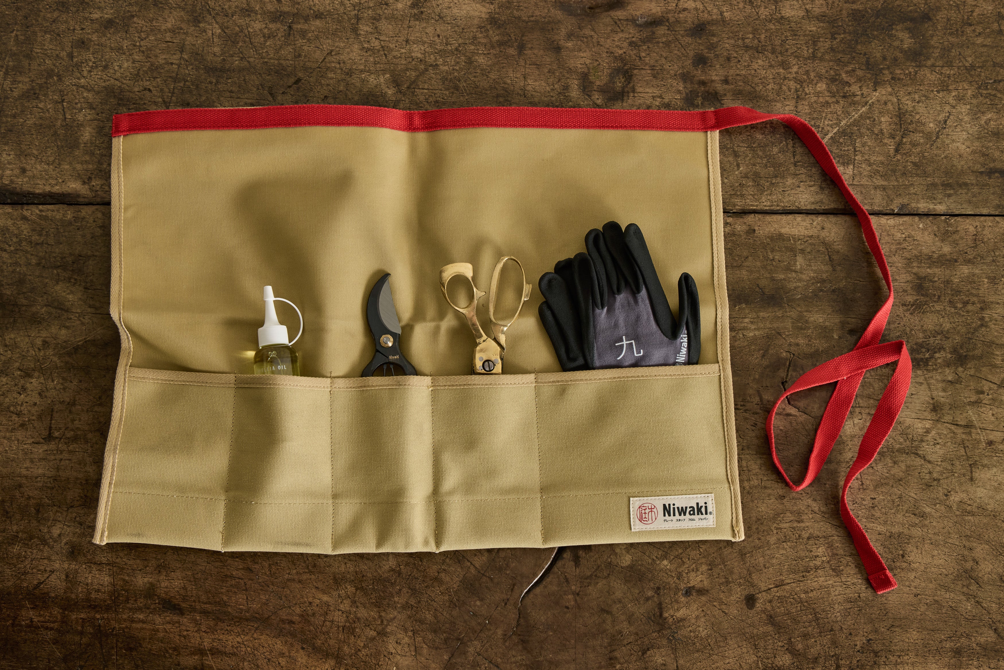 Canvas Tool Roll
