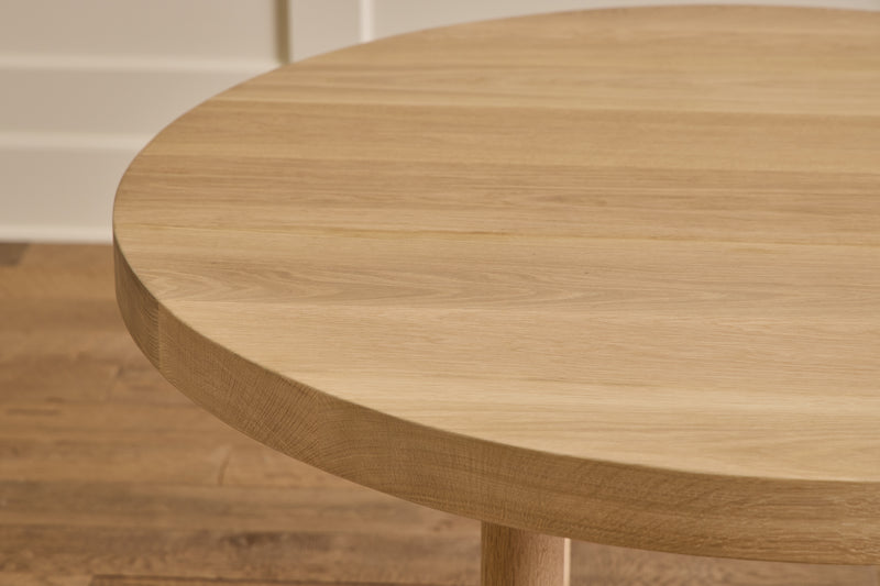 Round Dining Table, 48"