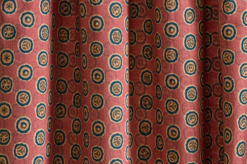 Shower Curtain in Coquille