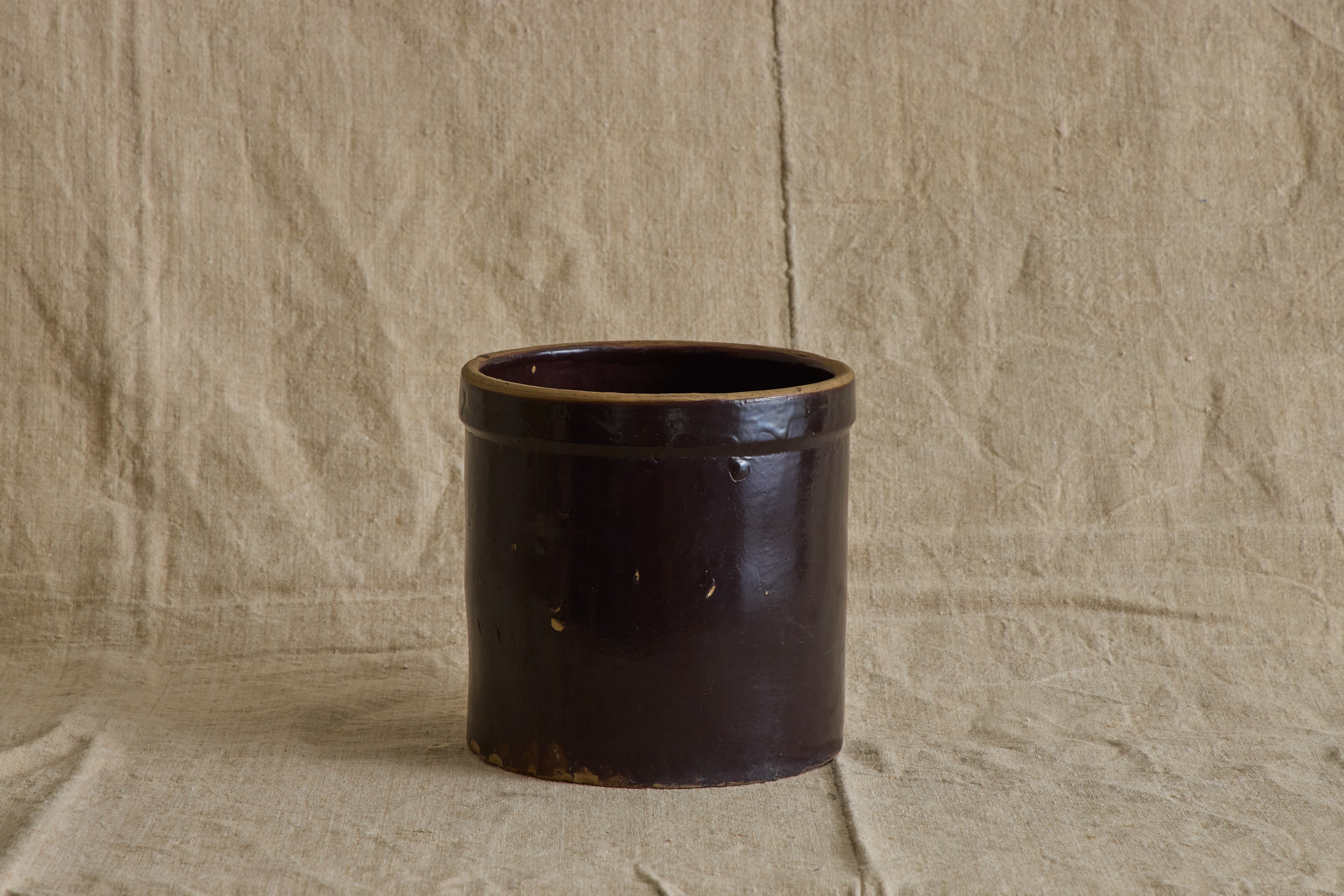 Dark Brown Crock