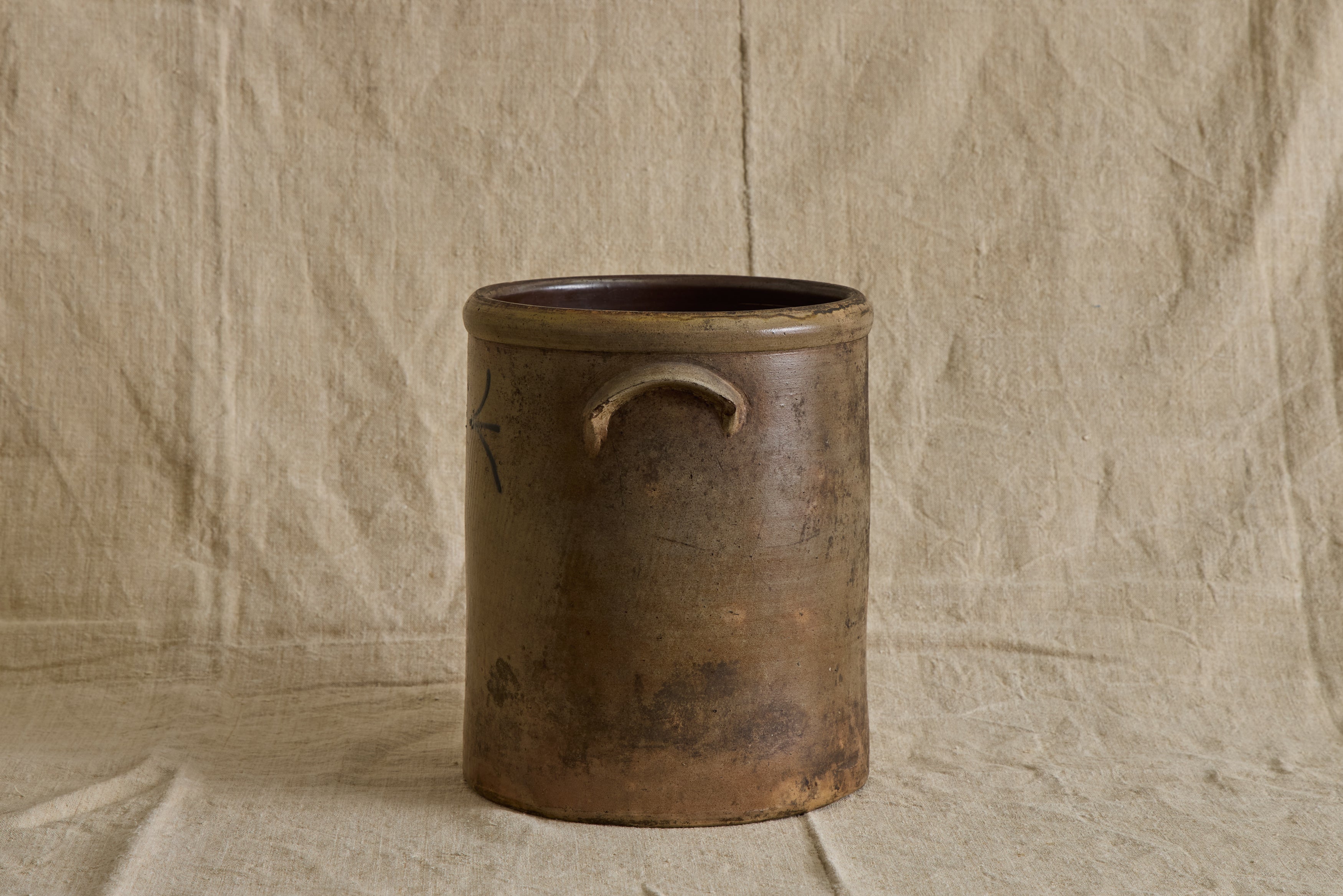 Swirl Stoneware Crock