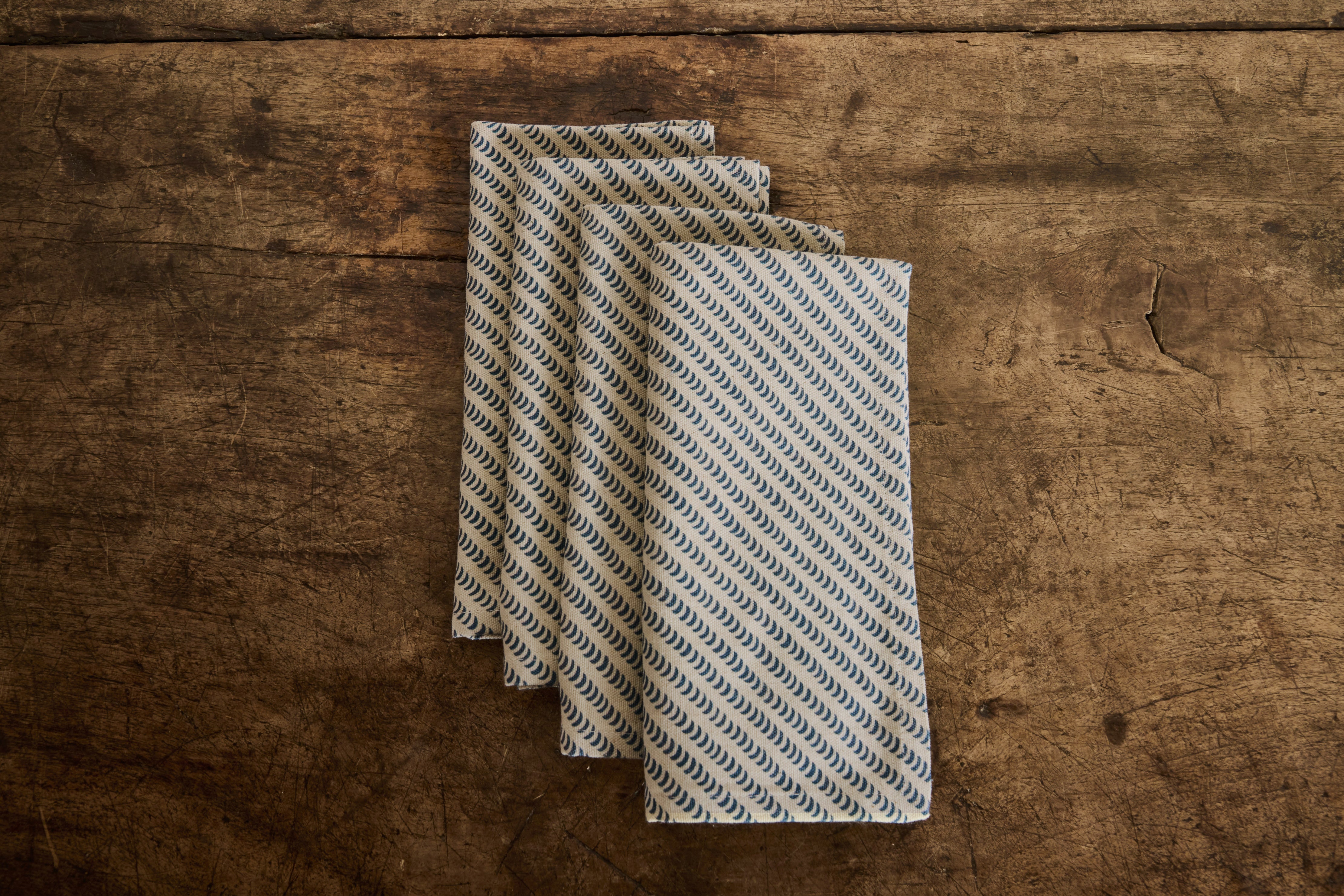Crescent Napkins in Midnight