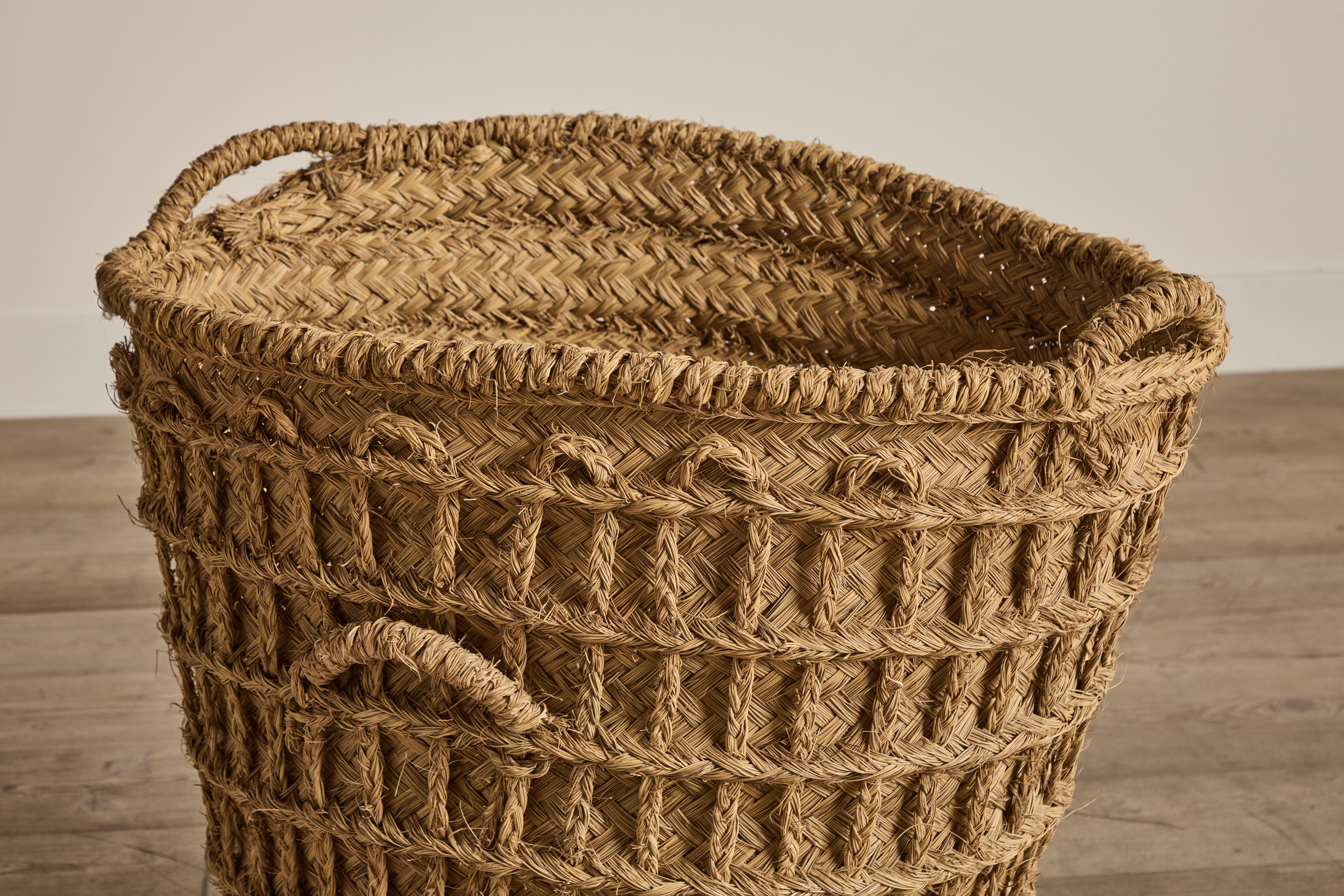 Large Rattan Basket (LA)