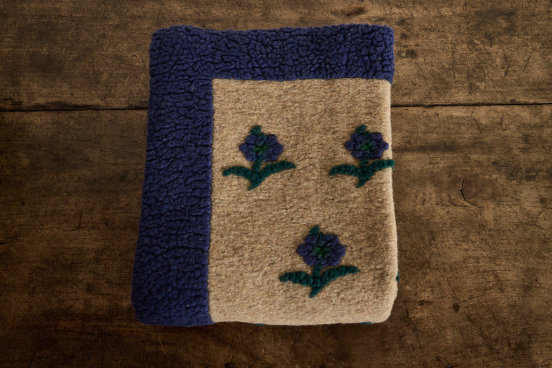 Wool Throw in Daisy Blue