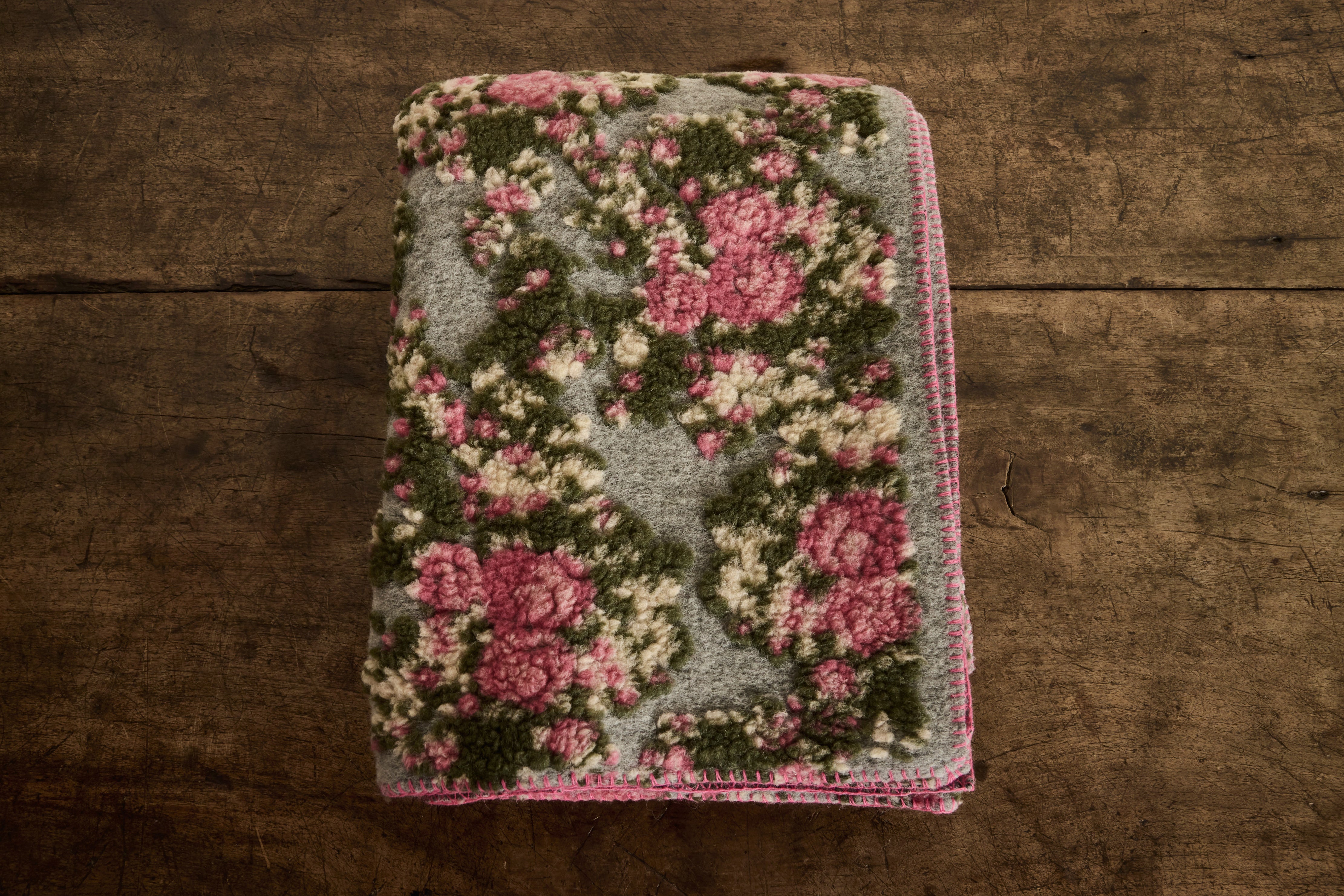 Wool Throw in Floral Print