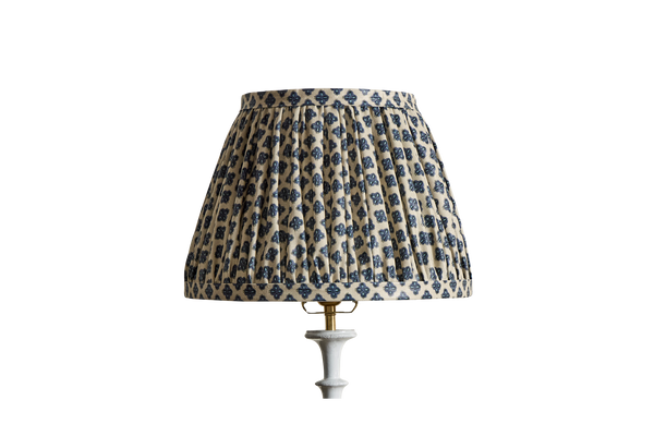 Lampshade in Howe Woad Knurl