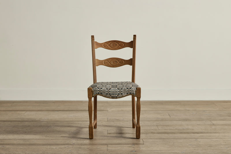 Set of 4 Carved Dining Chairs