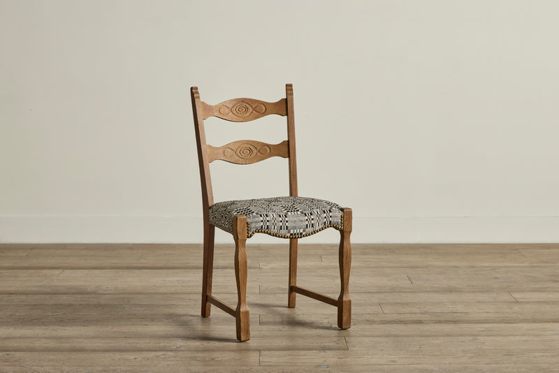 Set of 4 Carved Dining Chairs