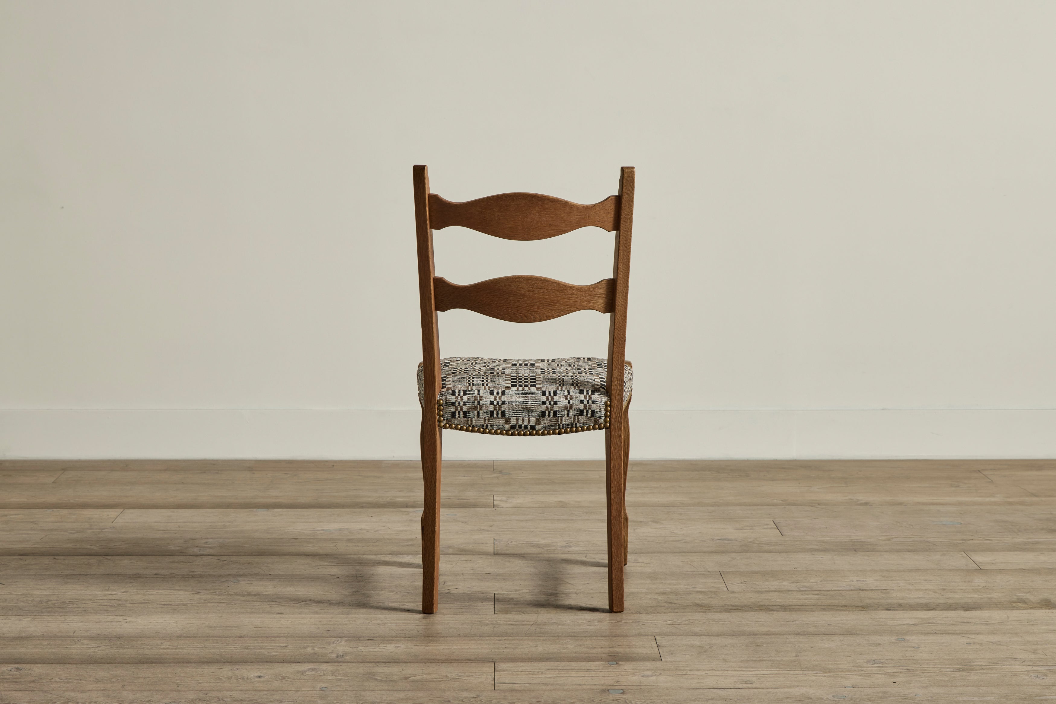 Set of 4 Carved Dining Chairs