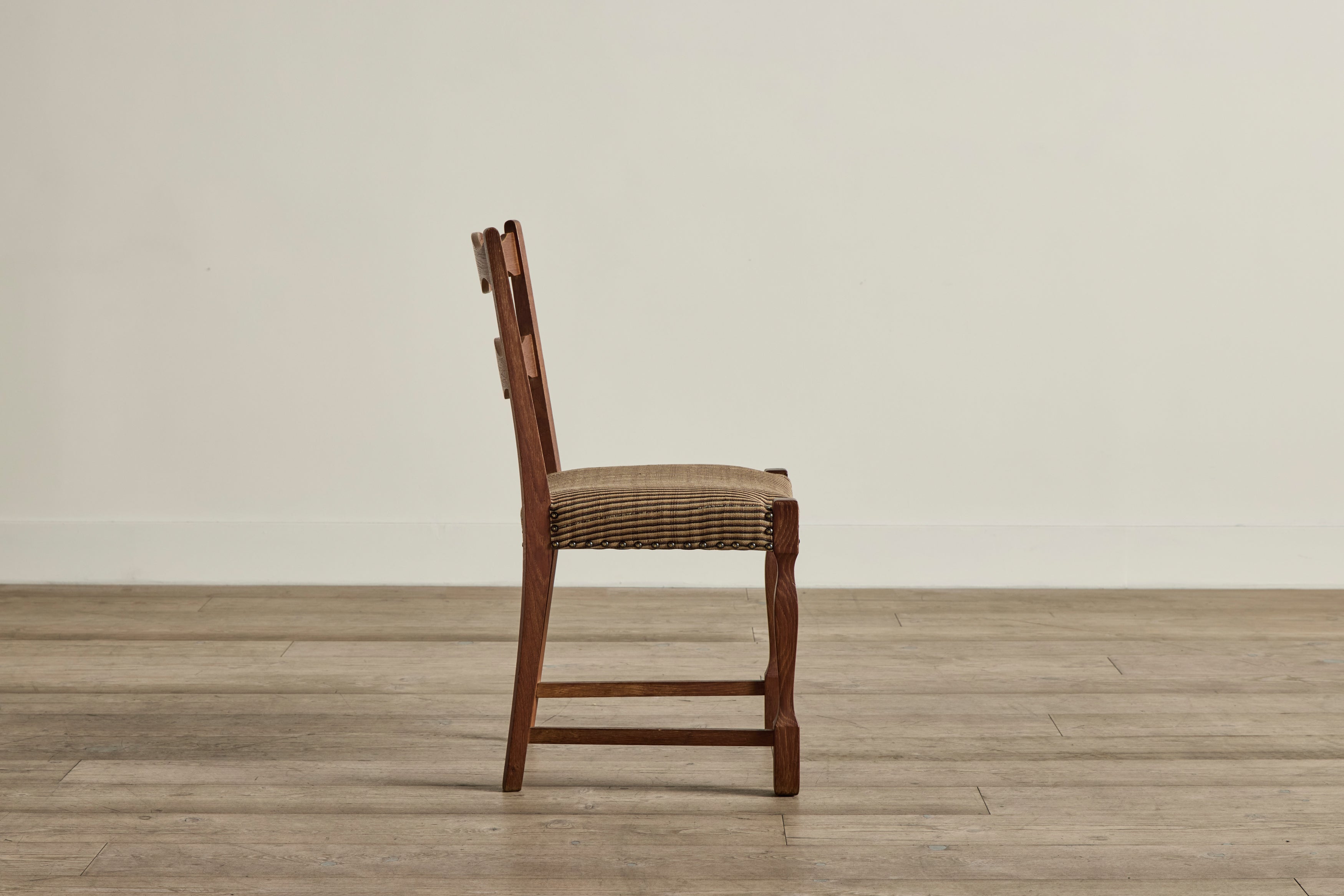 Set of 6 Carved Dining Chairs