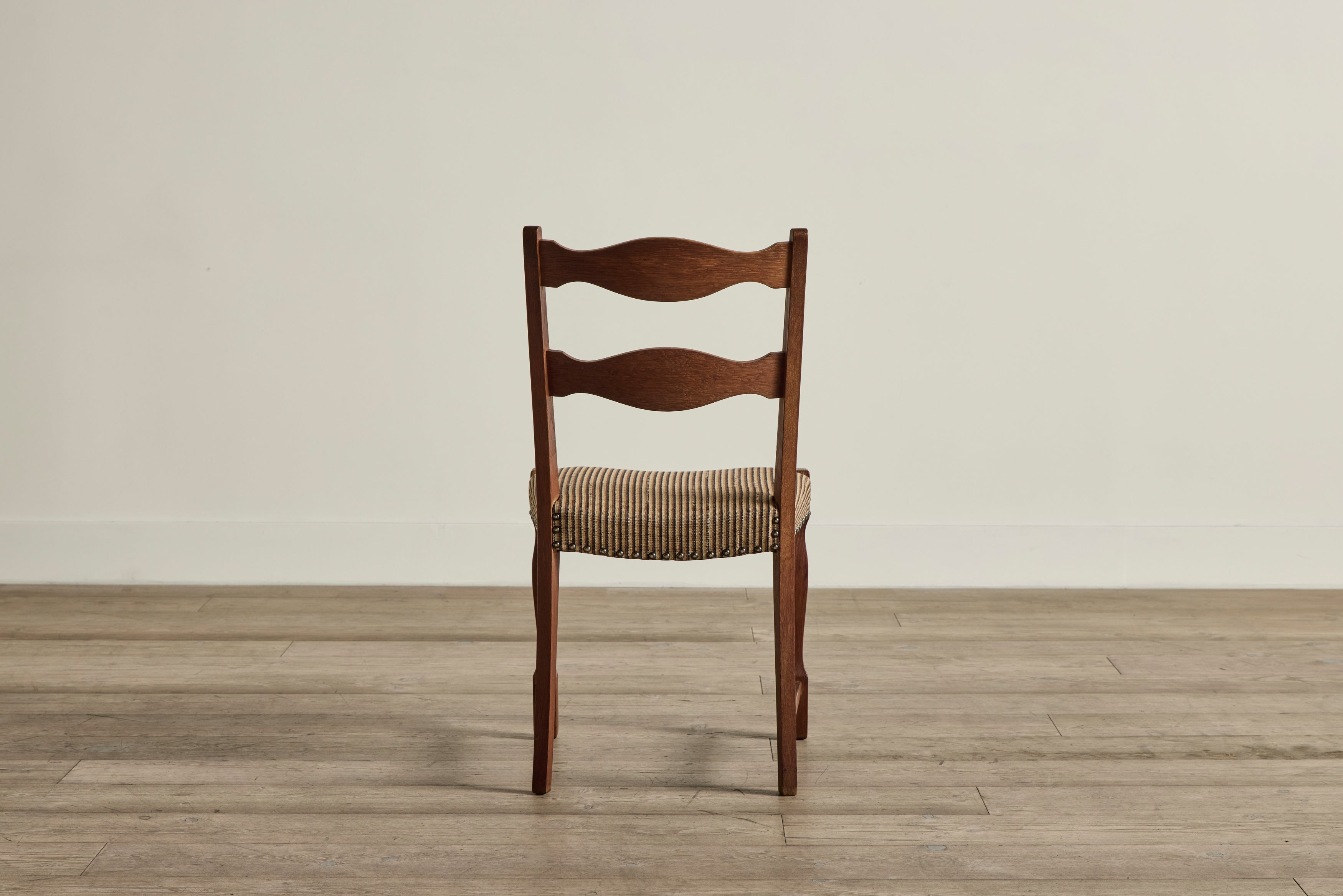 Set of 6 Carved Dining Chairs