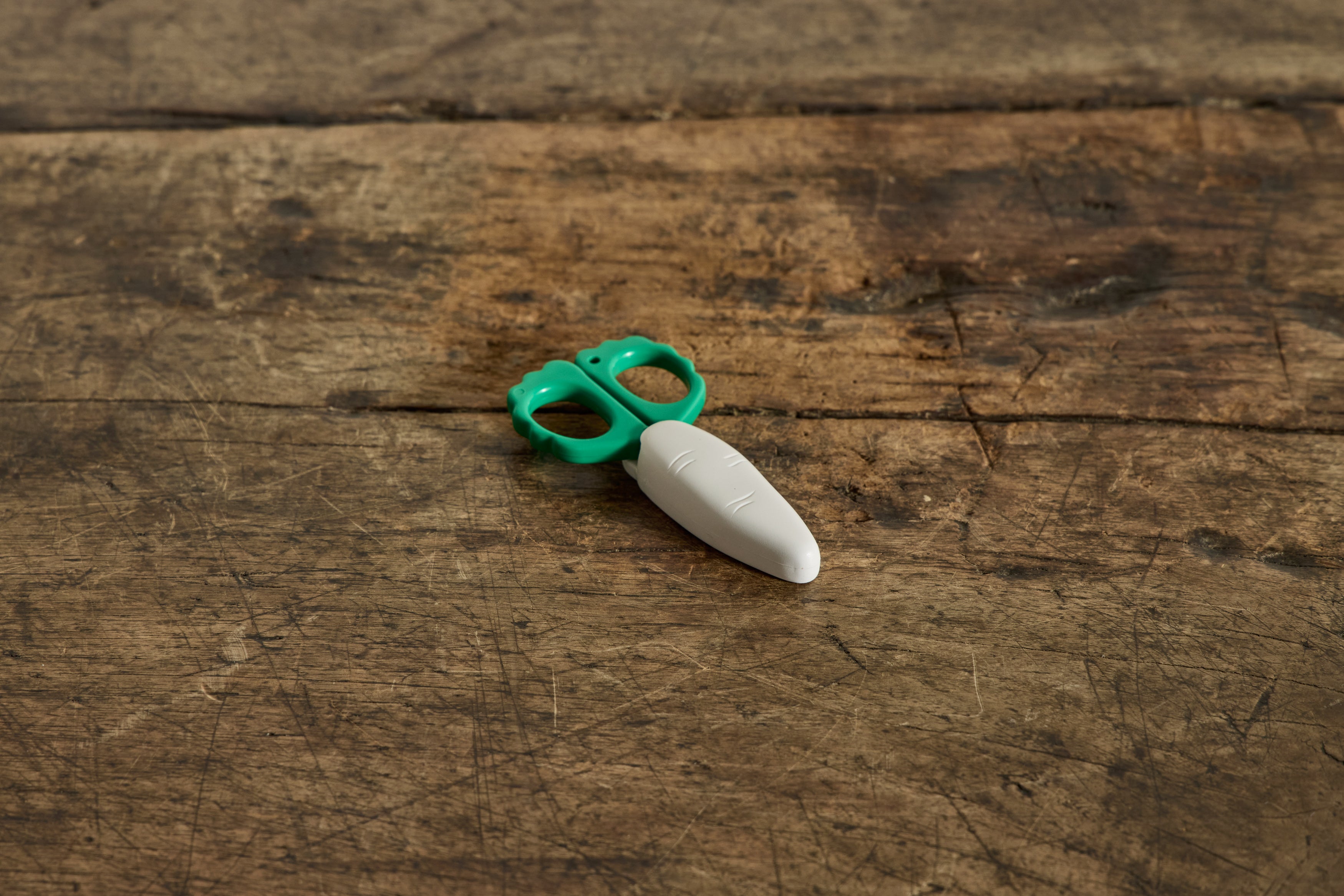 Fridge Magnet Scissors, Daikon