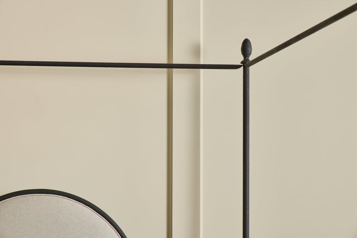Iron Canopy Bed, Queen