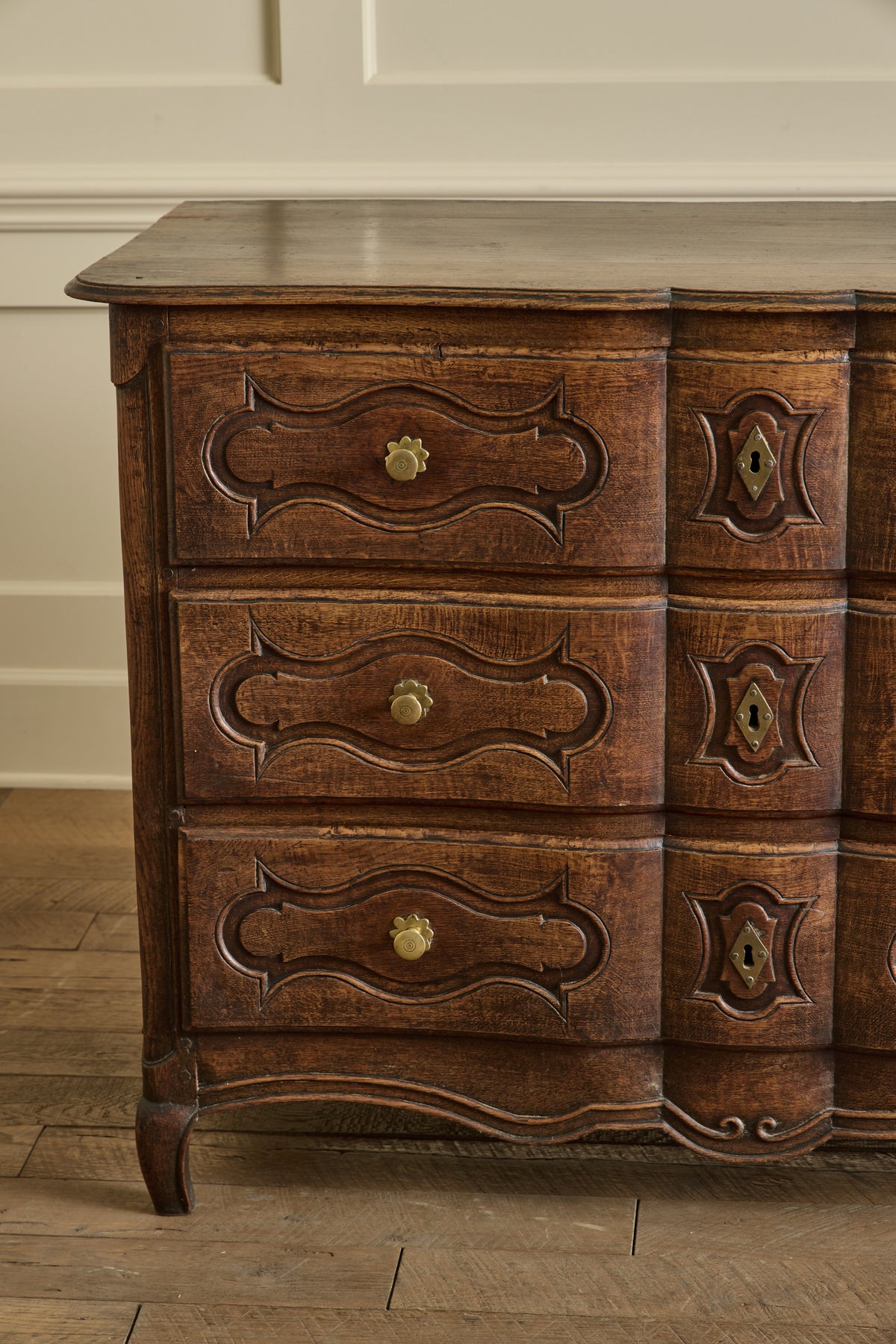 18th Century Oak Wood Dresser