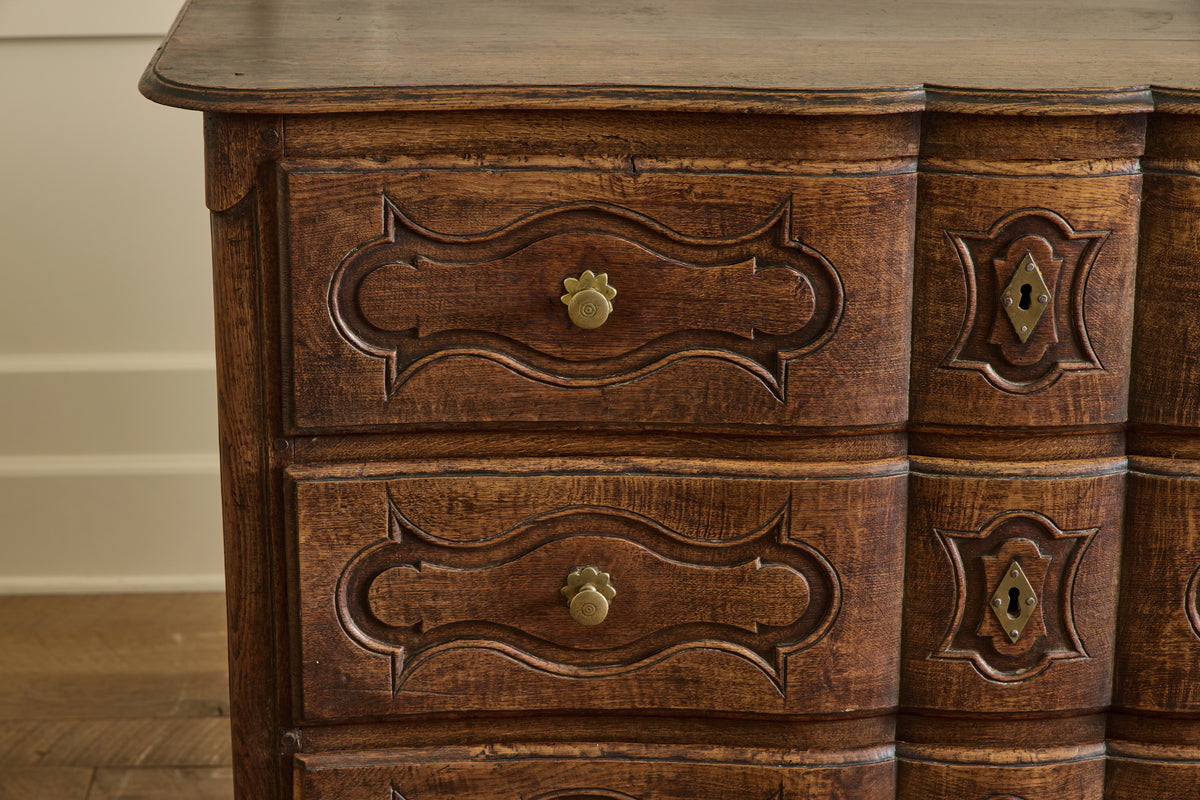 18th Century Oak Wood Dresser