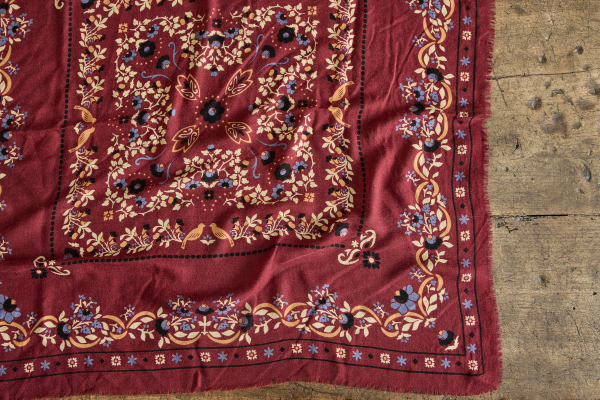 Scarf in Secret Garden Bordeaux