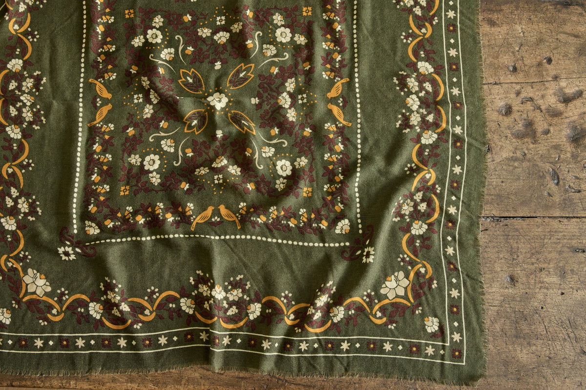 Scarf in Secret Garden Golded Green