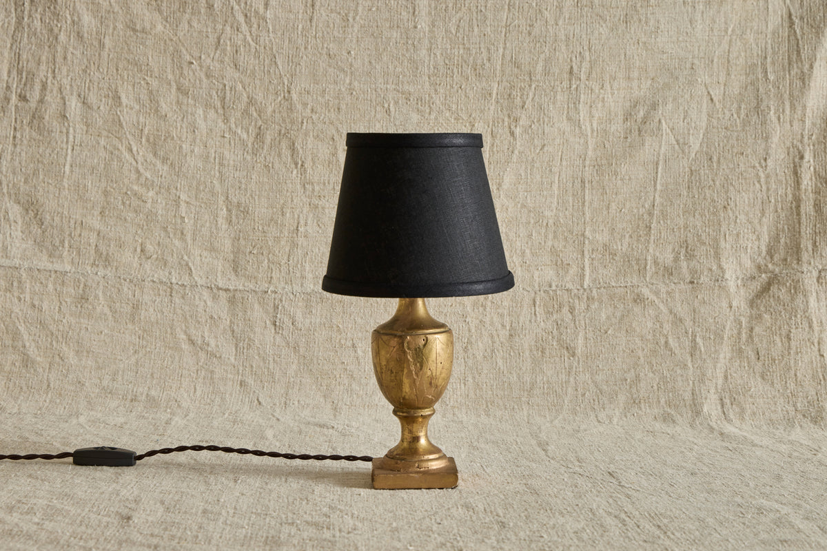 VTG PETIT GOLD TBL LAMP