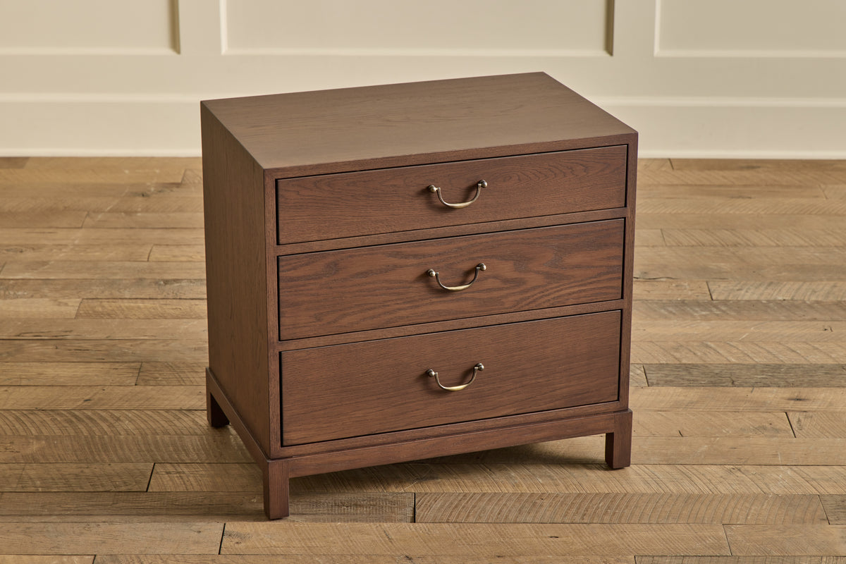 Heirloom Nightstand, 28"