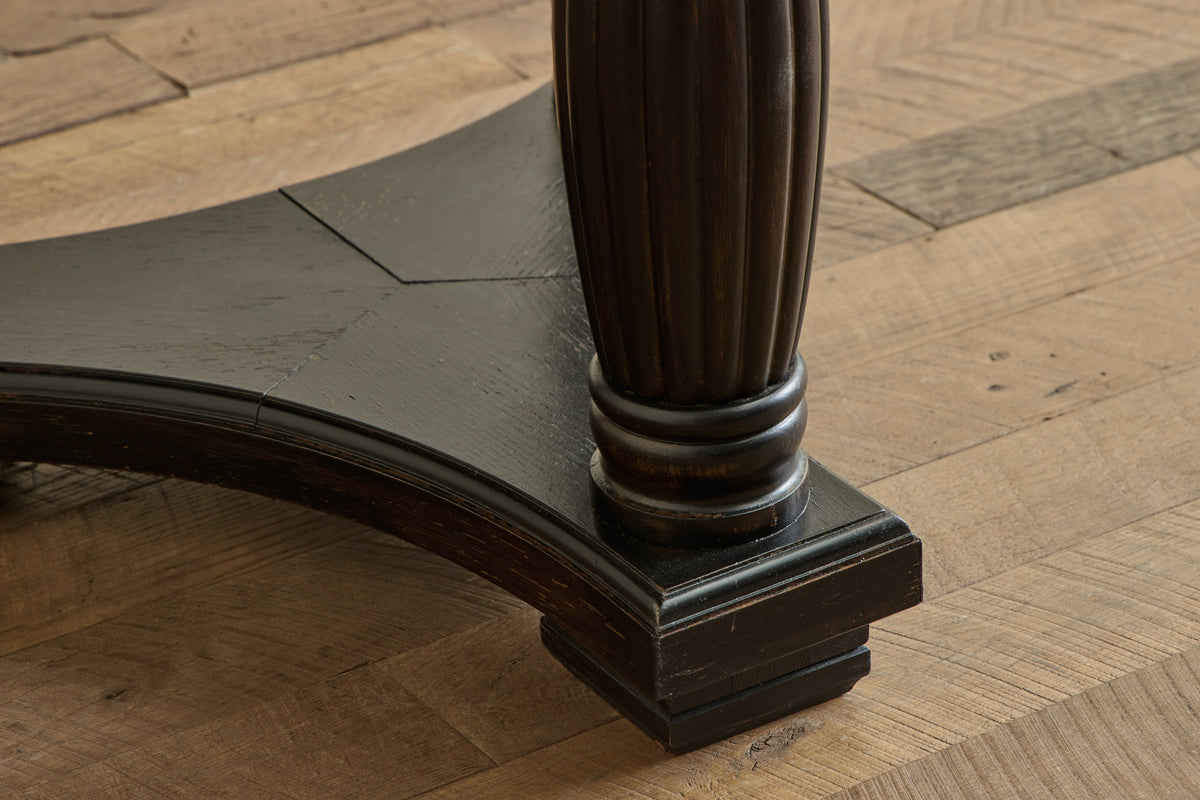 Danish Round Entry Table