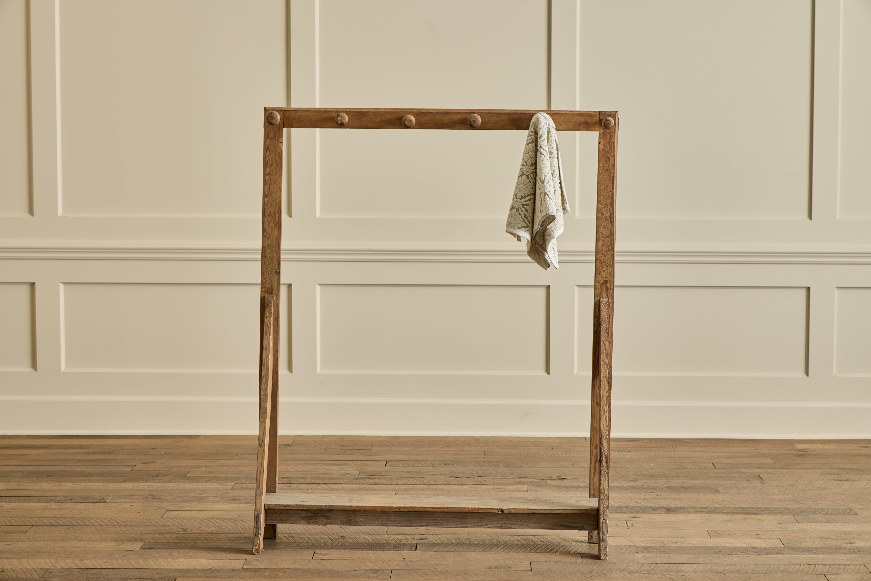 Marguerite Bath Set