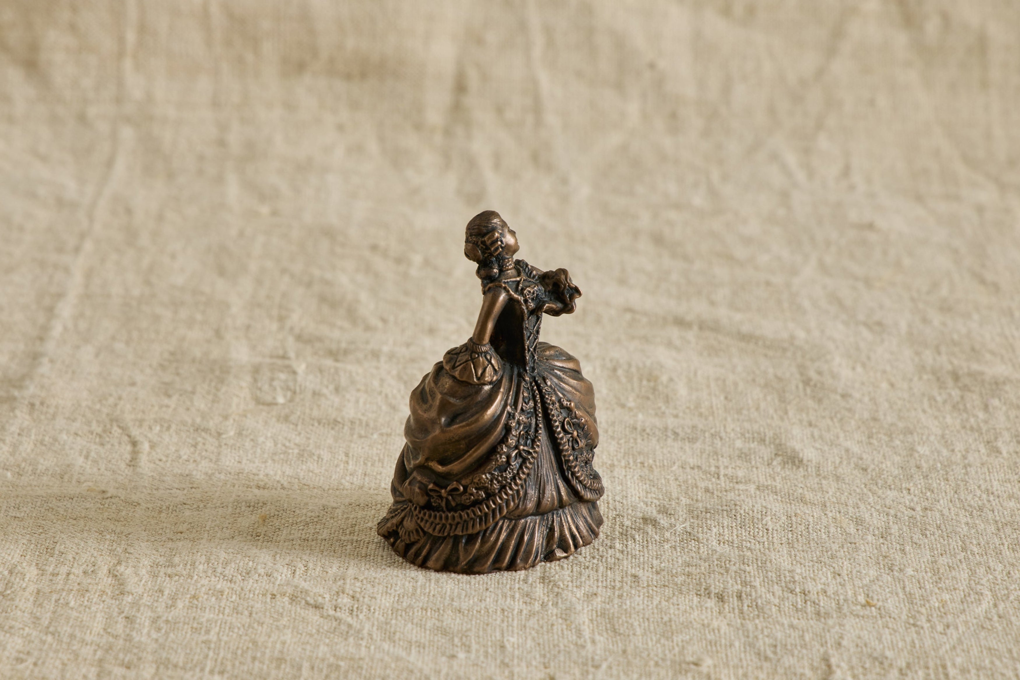 Metal Cast Figure Bell No. 5