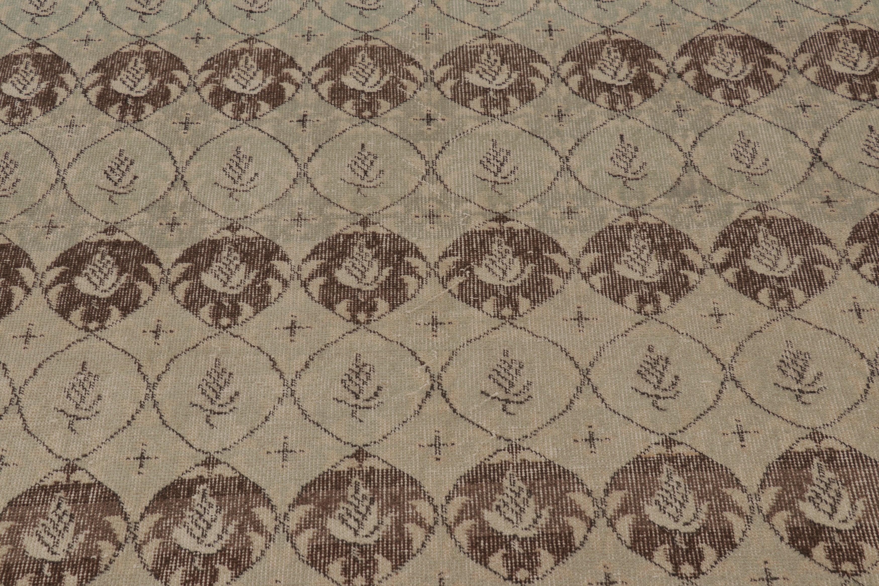 Turkish Floral Trellis Rug 4’5 X 8’1