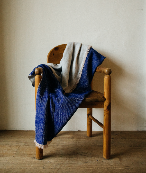 Cashmere Throw in Blue Ivory