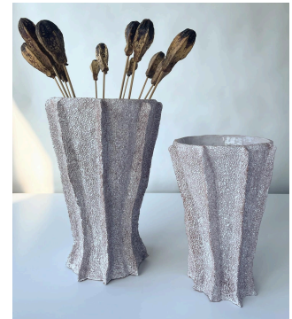 SEA GARDEN ROUND FOOTED VASE-L