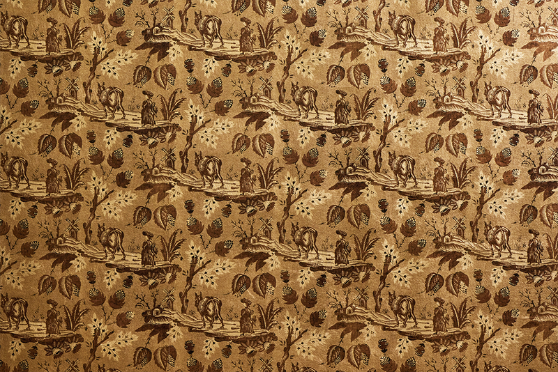Metallic Neddy Toile Wallpaper (Multiple Colors)