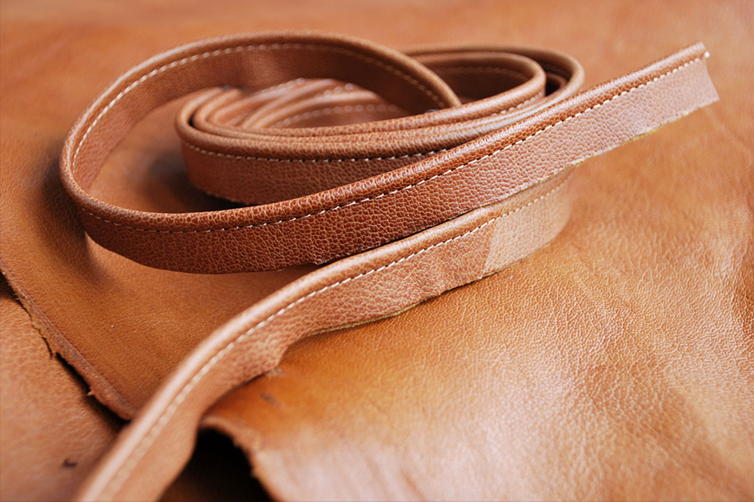 Fine Leather Piping, Tan