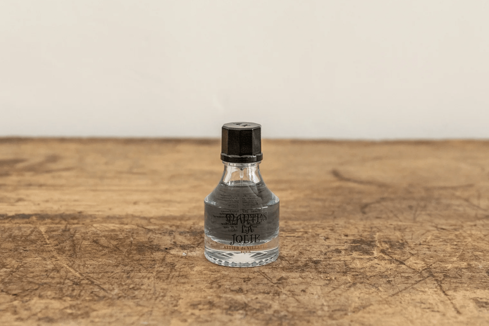 Mantes La Jolie Perfume (Multiple Sizes) Mantes La Jolie Perfume (Multiple Sizes)