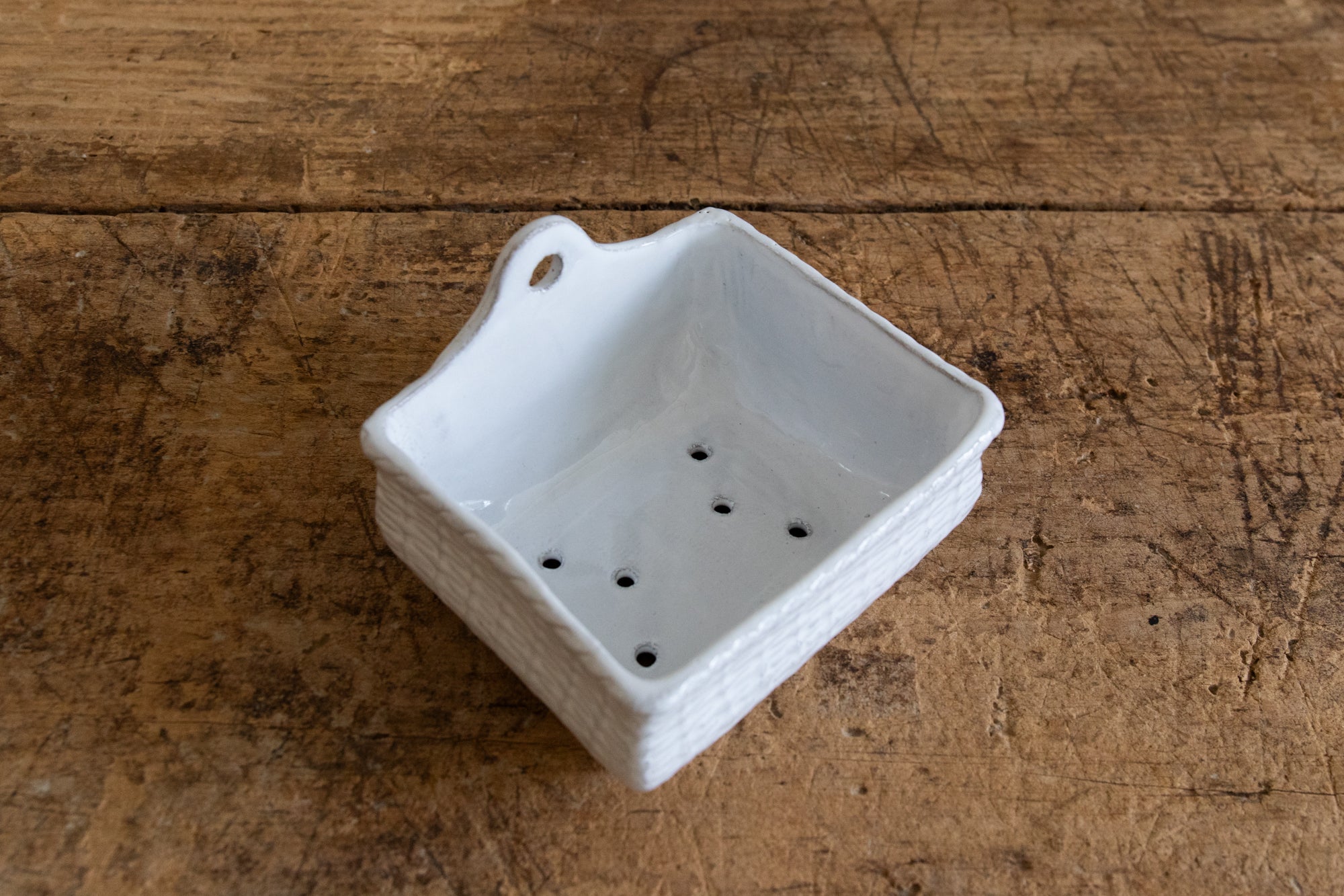 Astier Panier Soap Dish - Nickey Kehoe