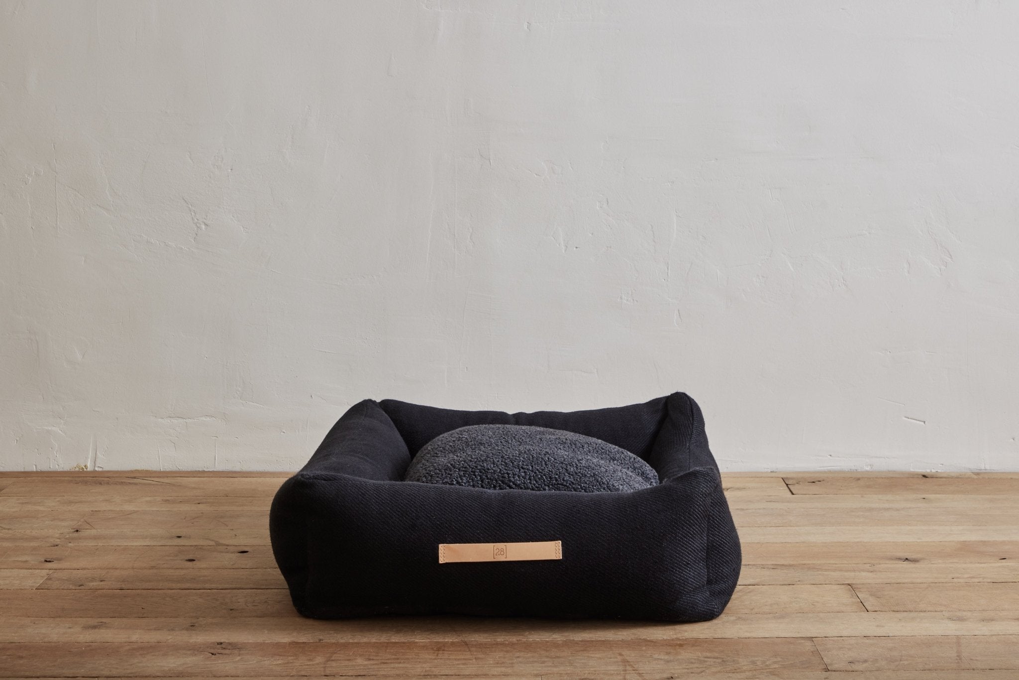 Henri Jute Dog Bed, Charcoal - Nickey Kehoe