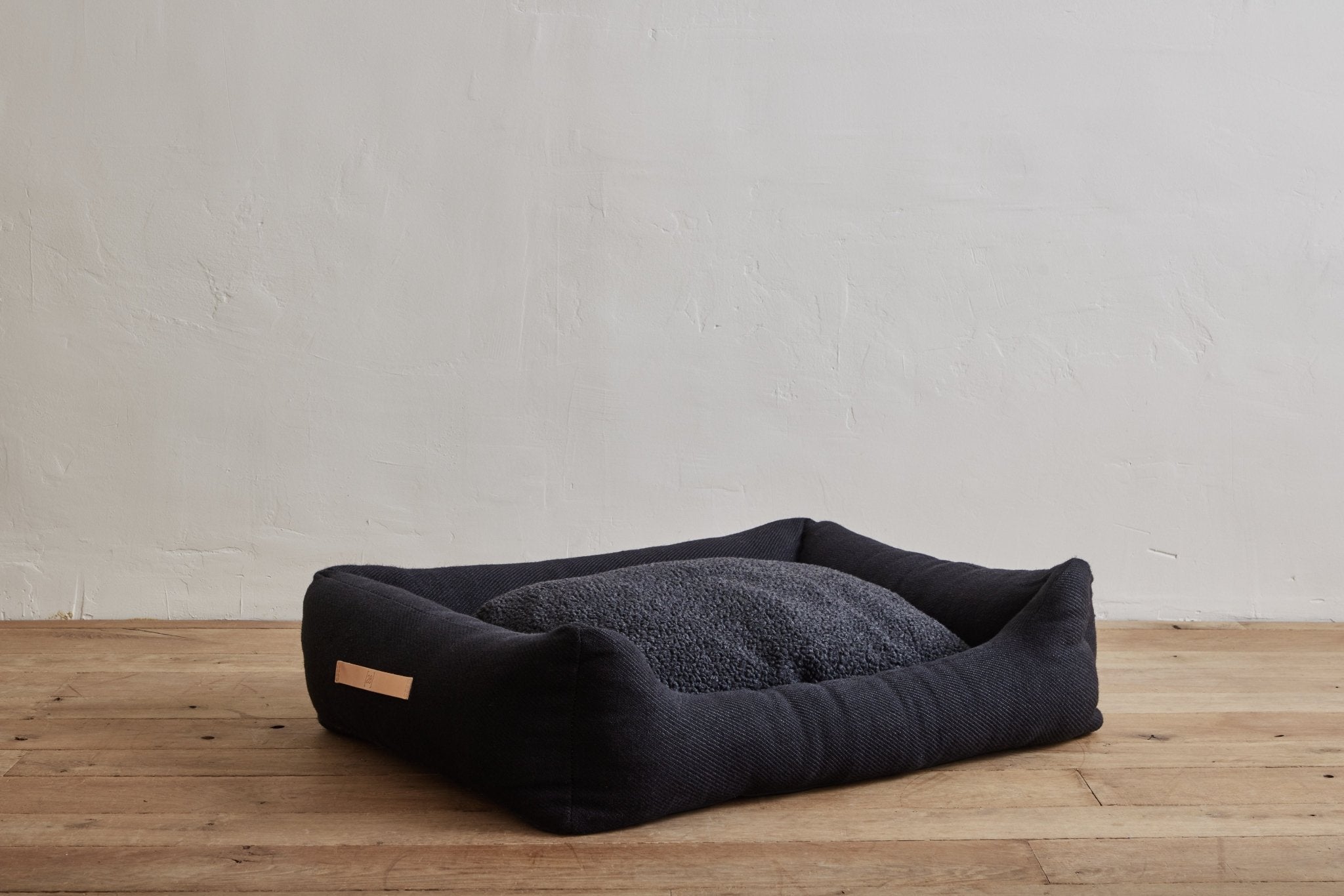 Henri Jute Dog Bed, Charcoal - Nickey Kehoe