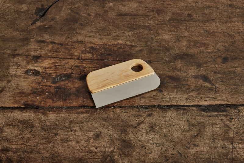 Iris Hantverk Dough Scraper - Nickey Kehoe