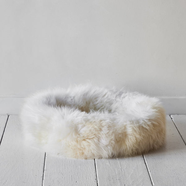 Irish Sheep Wool Pet Bed (Multiple Sizes) – Nickey Kehoe