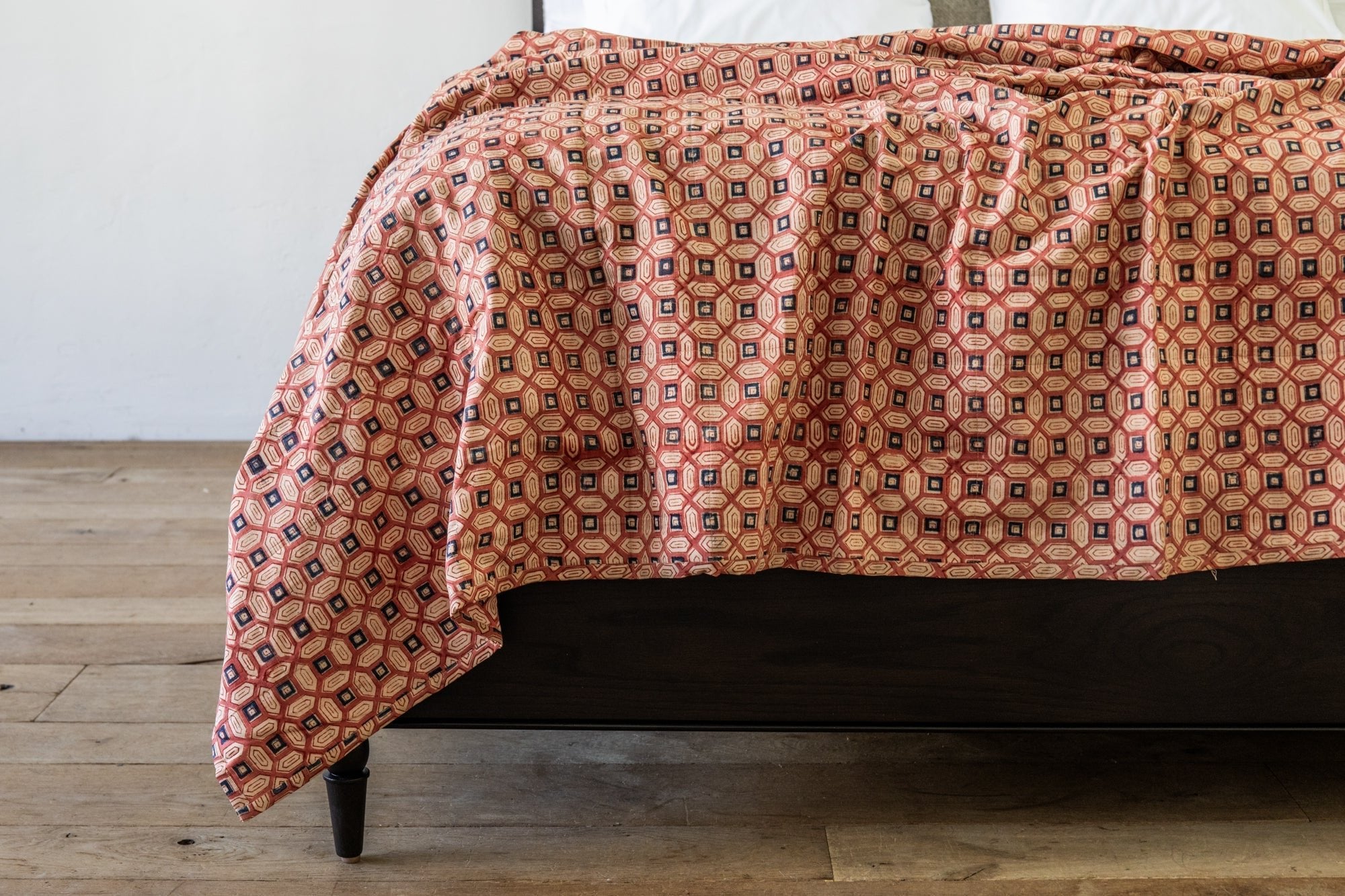 Les Indiennes Jaya Pink Quilt - Nickey Kehoe