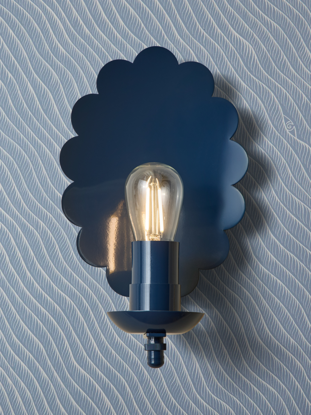 Scallop Sconce