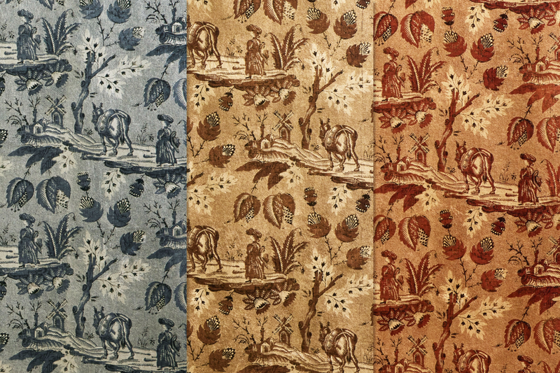 Metallic Neddy Toile Wallpaper (Multiple Colors)