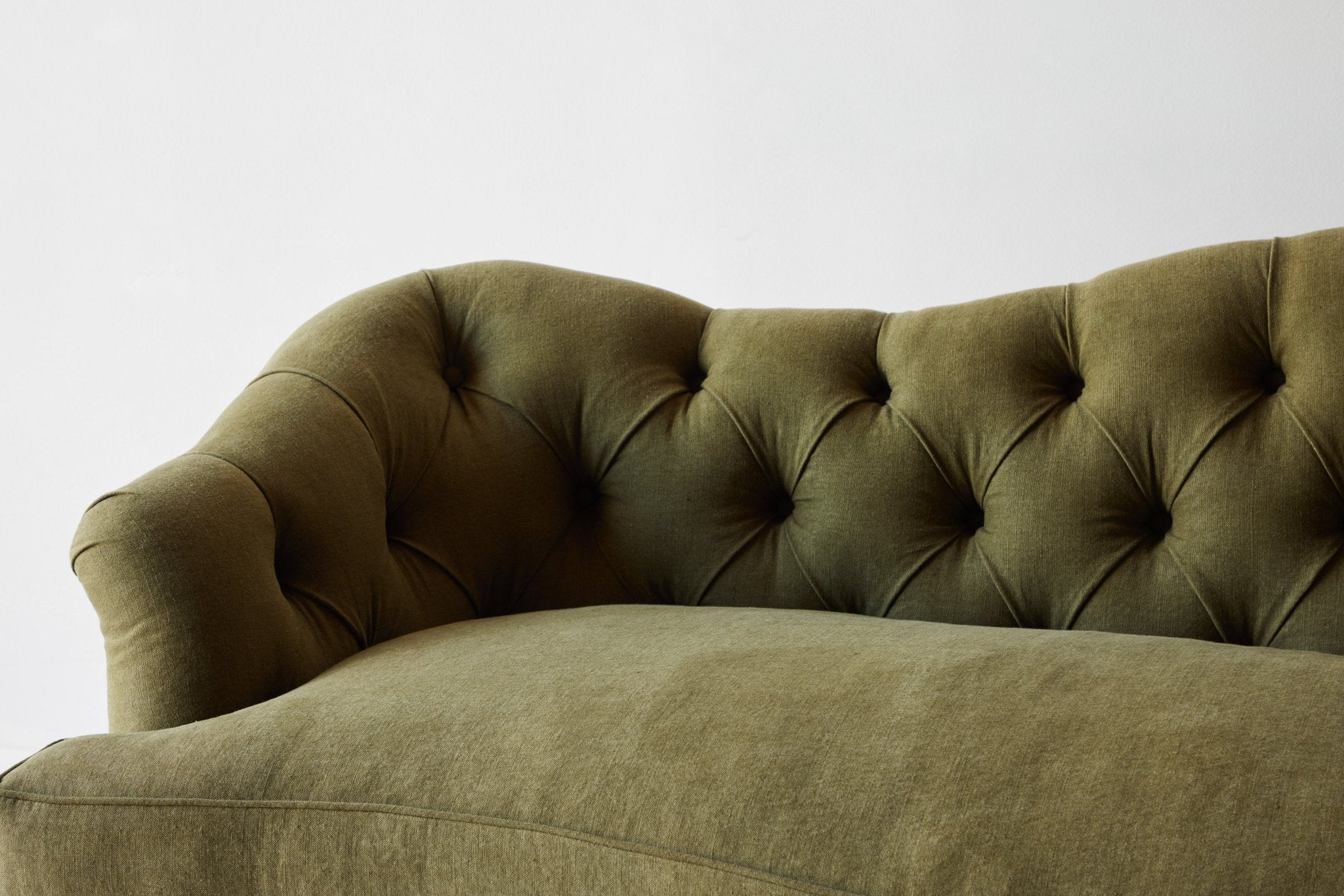 Shown in Libeco Moss Stonewash Linen and Natural Oak