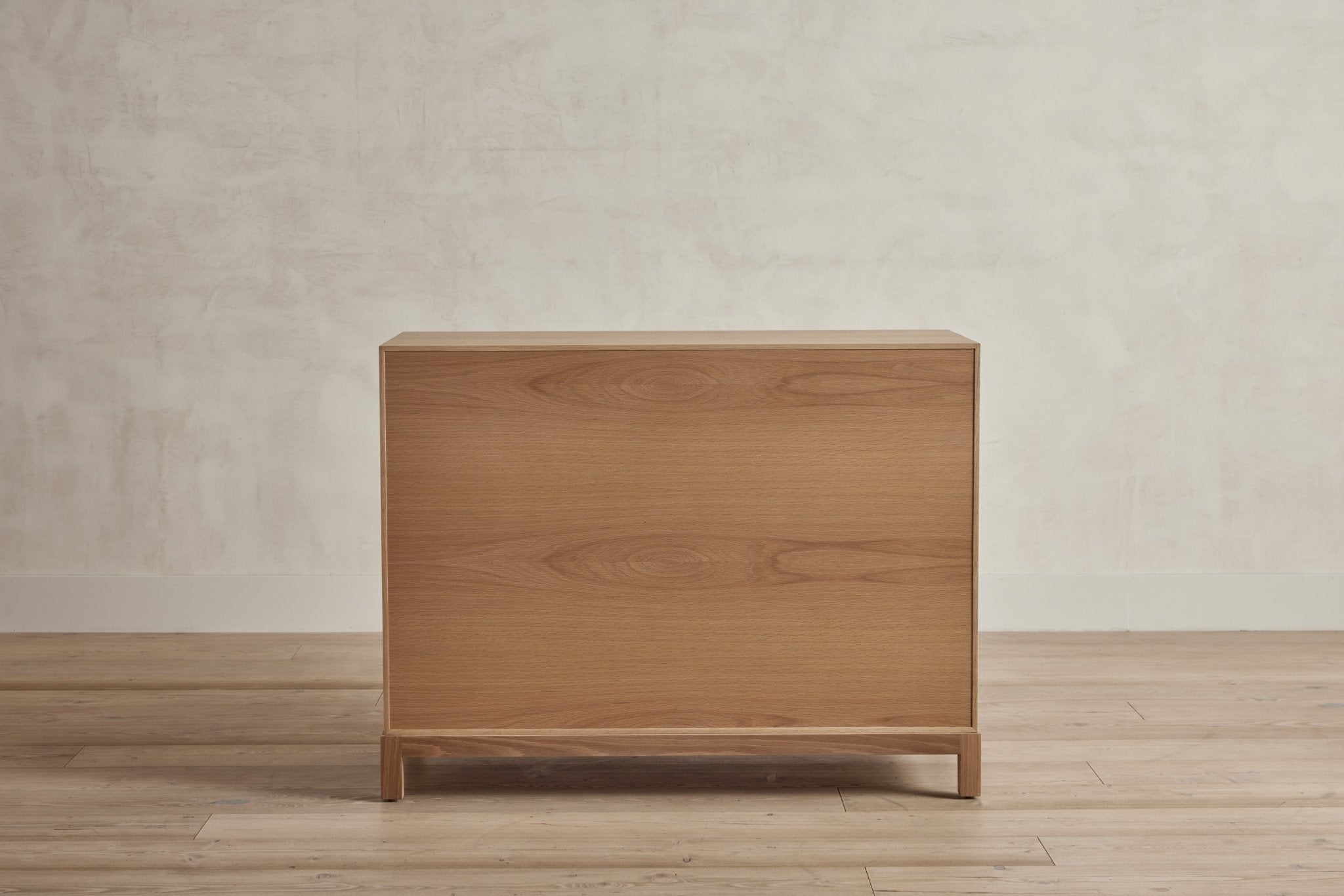 Shown in Natural Oak