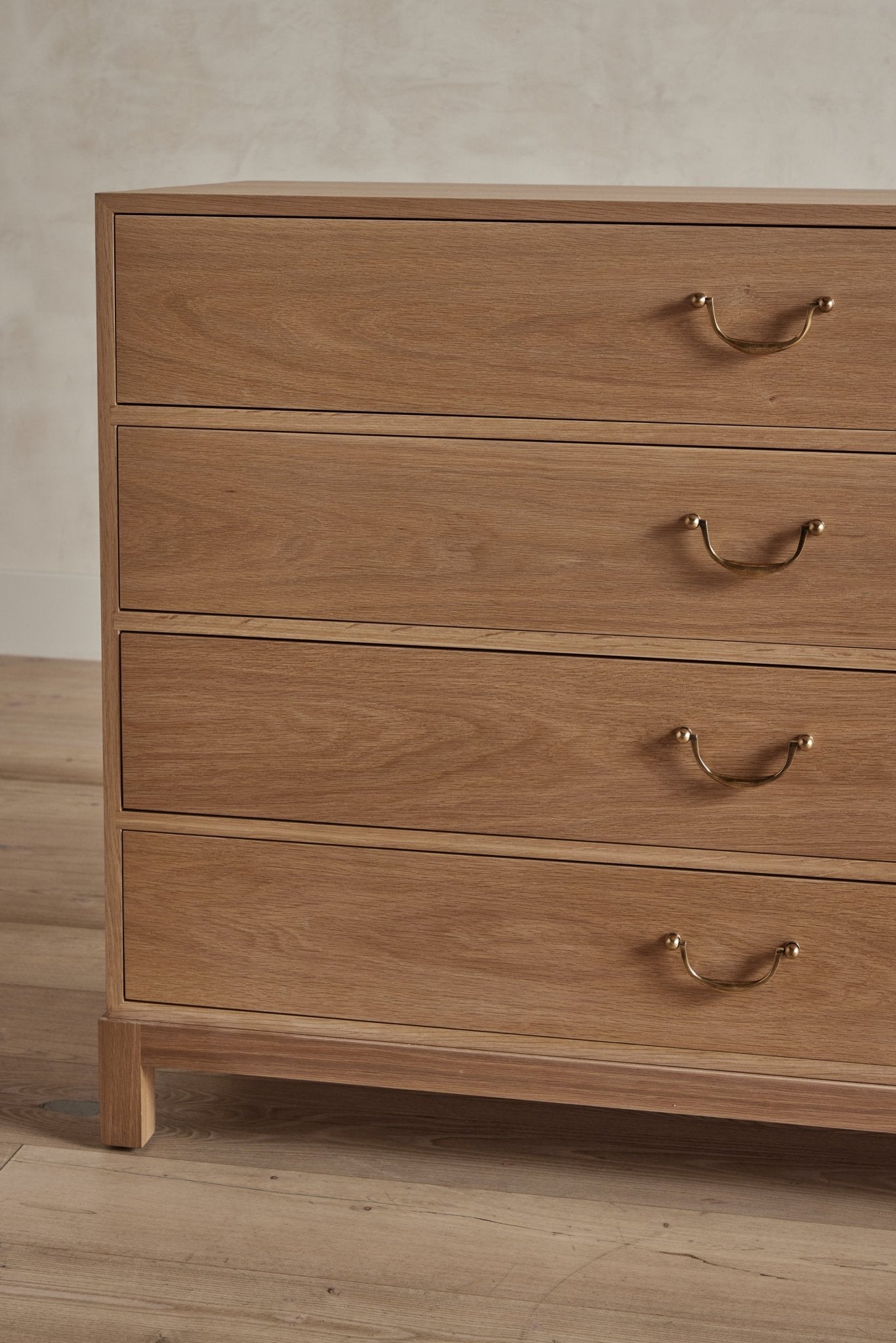 Shown in Natural Oak