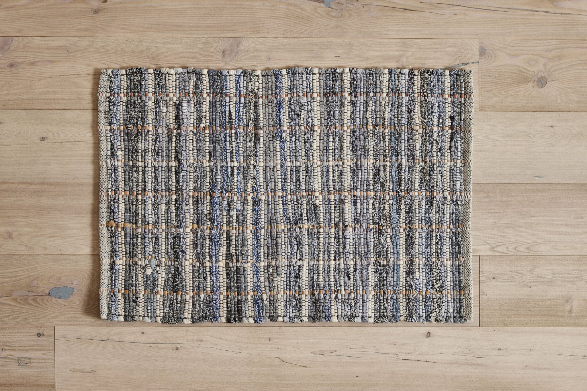 Nickey Kehoe, Chemise Rug 2 x 3' - In Stock - Nickey Kehoe