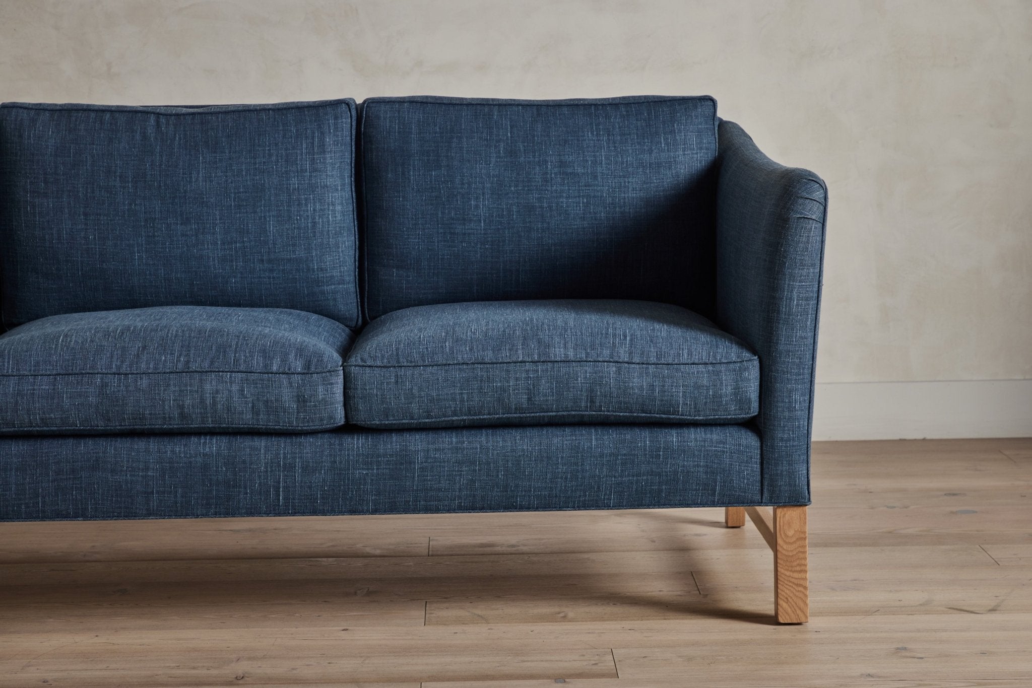 Shown in Libeco Linen in Midnight Blue and Natural Oak