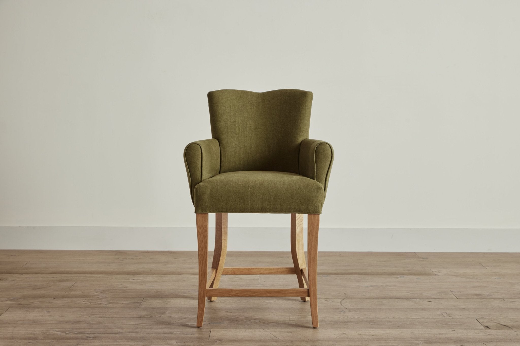 Shown in Customer's Own Material (Libeco Stonewashed Linen in Moss) and Natural Oak