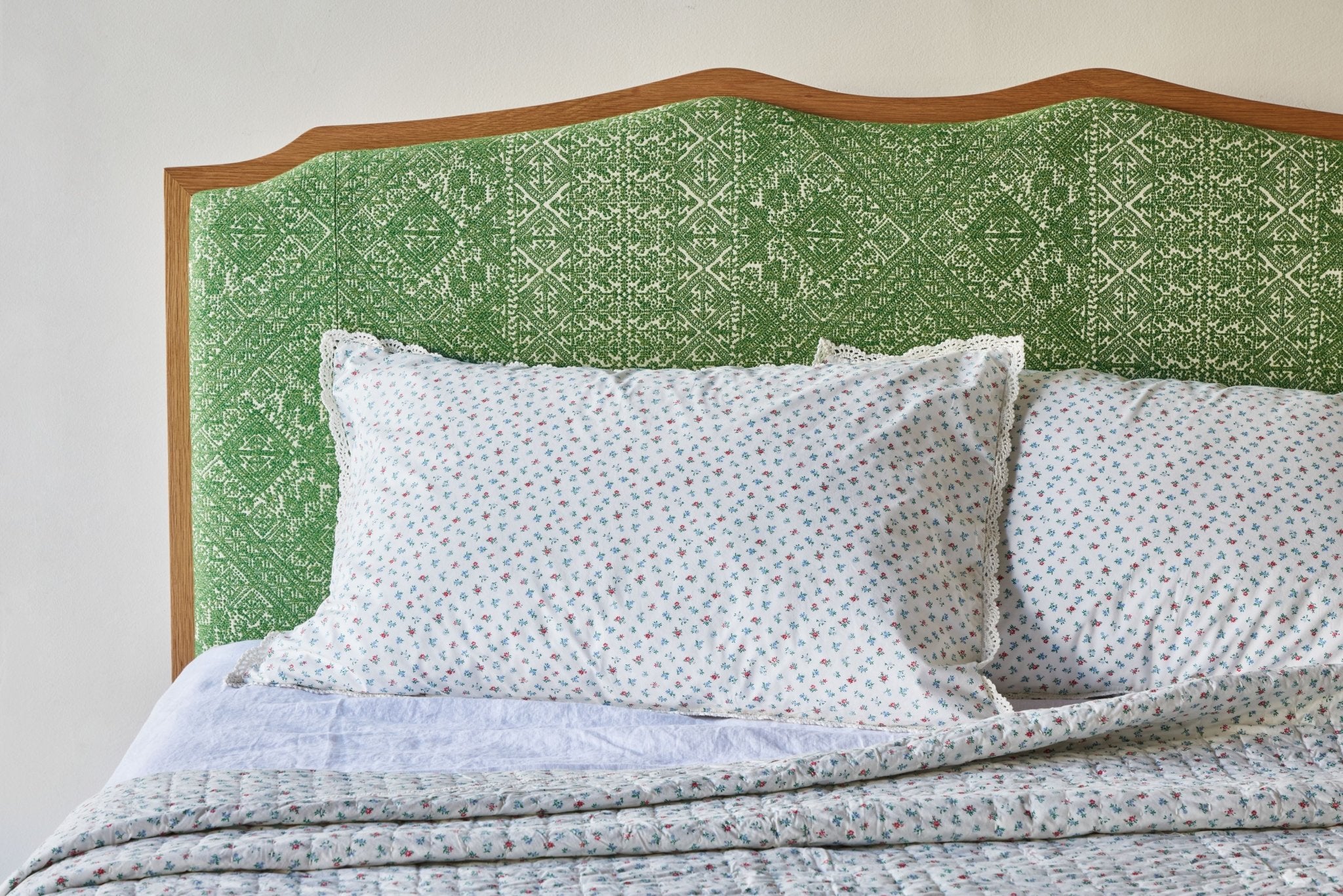 Shown in Natural Oak and Customer's Own Material (Guy Goodfellow Emerald Fez Weave) in Queen