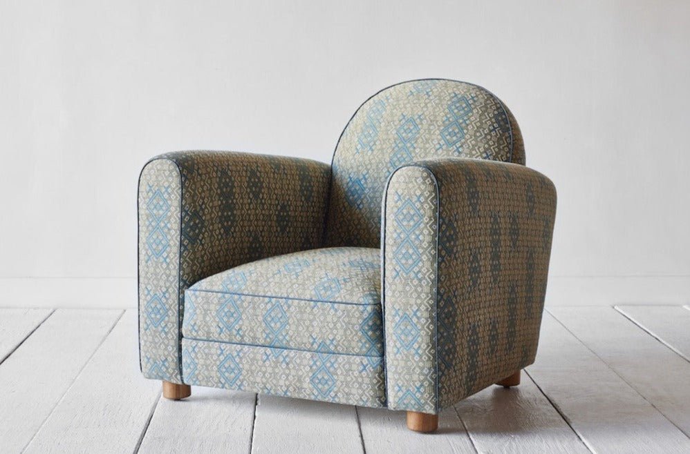 Shown in Susan Deliss Teal/Moss/Stone Criss Cross Weave and Natural Oak