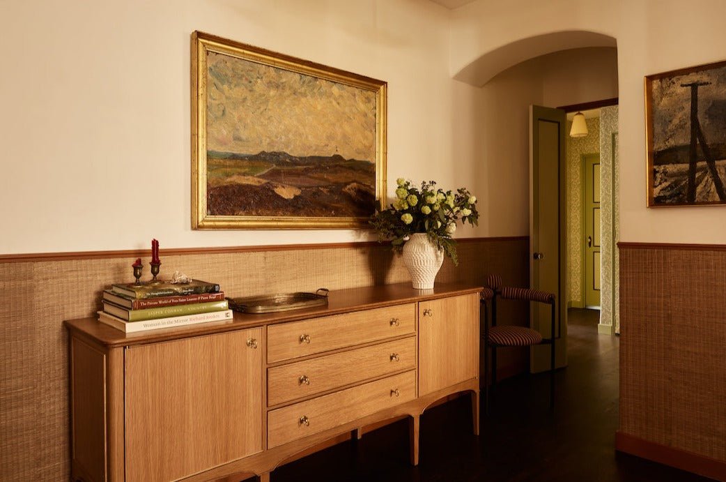 Shown in Natural Oak